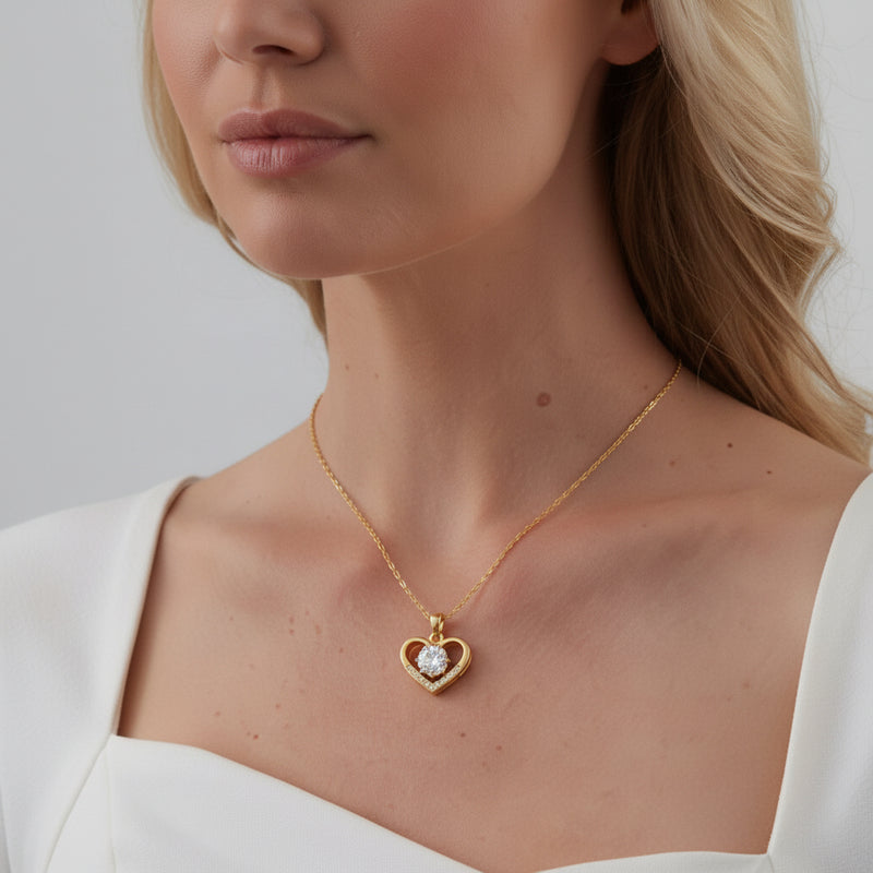 Heart shaped light luxury sparkling full diamond temperament necklace for women's versatile collarbone chain titanium steel chain